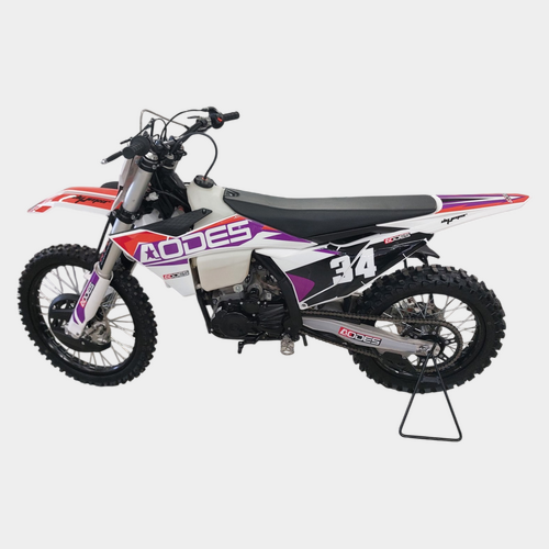 Мотоцикл KT250 оранжевый